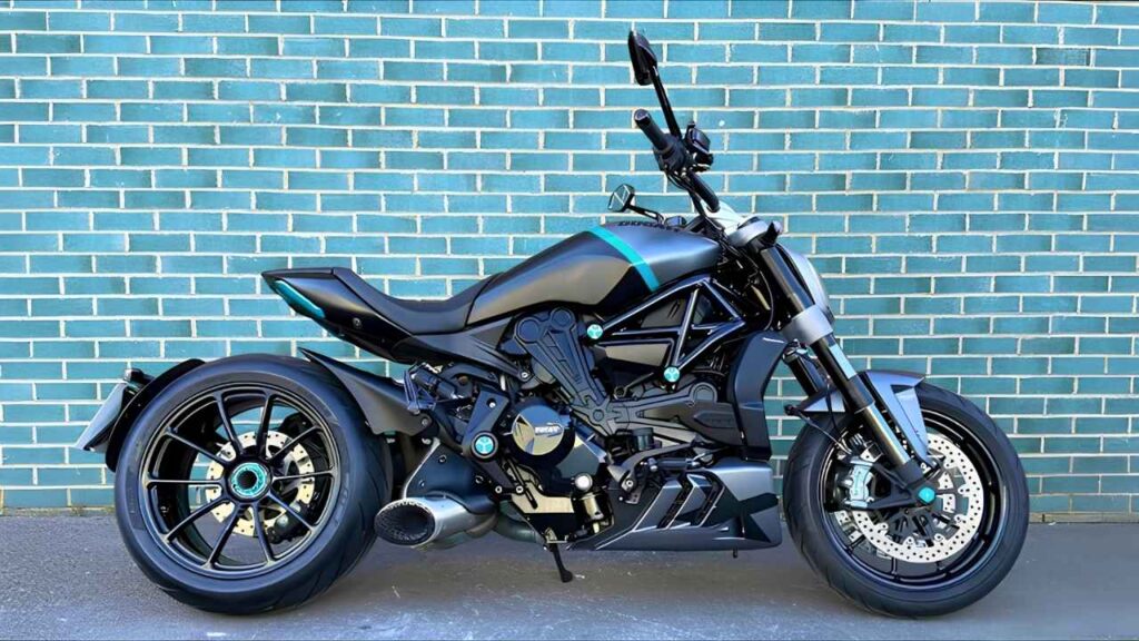 Ducati XDiavel Black Star – Luxury Italian Power Cruiser Motorcycle with Sporty Design and Premium Performance